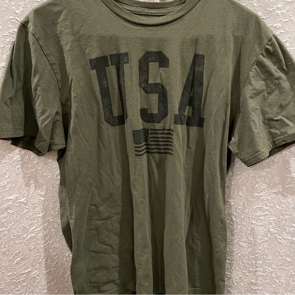 Cotton shirt for men. Great for workouts and active lifestyle. - Picture 1 of 3